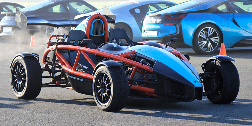 Kör Ariel Atom bild